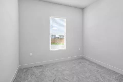 Bedroom - 960 Summit Way W, Madera, CA 93636 photo 2 of 4