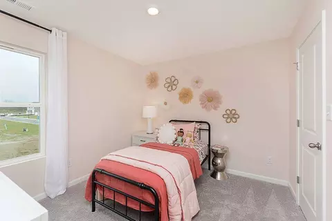 Bedroom - 965 Ty Dr, Lithopolis, OH 43136 photo 3 of 14