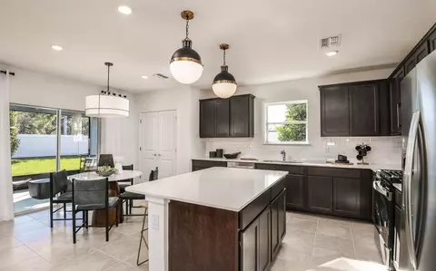 Kitchen - 13716 Sunlight Meadow Dr, Riverview, FL 33578 photo 3 of 5
