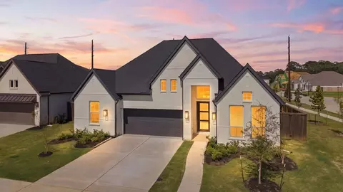 12202 Denham Dr, Mont Belvieu, TX 77523