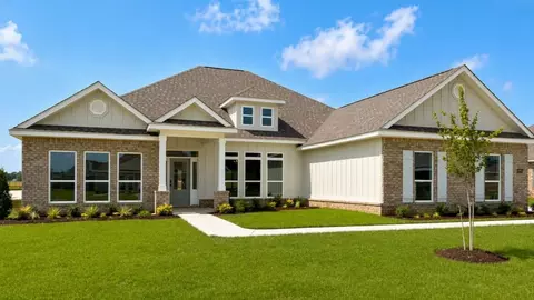 6625 Palm Pointe Dr, Ocean Springs, MS 39564