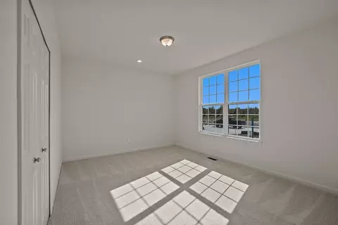 Bedroom - Fairchild Road, Macomb Township, MI 48042 photo 2 of 5