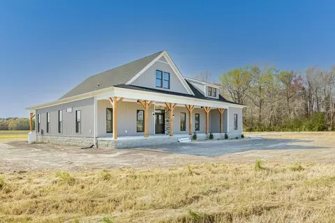 100 Battery Cir, Yorktown, VA 23692