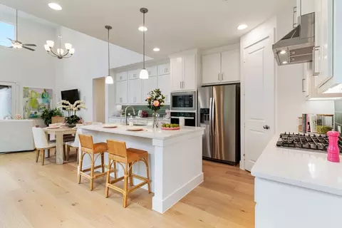 Kitchen - 11428 Wulstone Rd, Haslet, TX 76052 photo 6 of 6