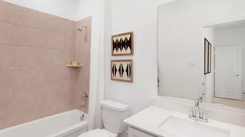 Bath - 1353 Saddle Sky Trl, Haslet, TX 76052 photo 5 of 7
