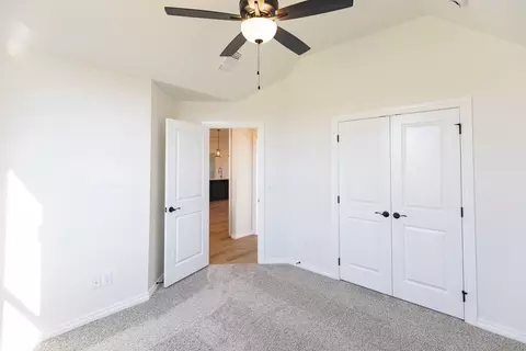 Bedroom - 17252 Billy Rd, Washington, OK 73093 photo 10 of 21