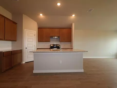Kitchen - 12304 Setting Peak Ln, Buda, TX 78610 photo 2 of 3