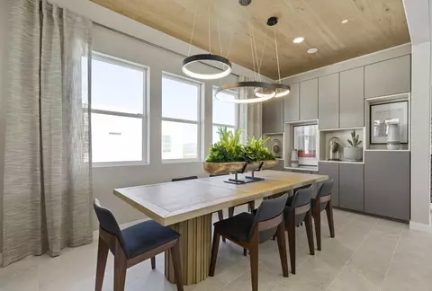 Dining - 425 Mariposa Way, Montebello, CA 90640 photo 1 of 1