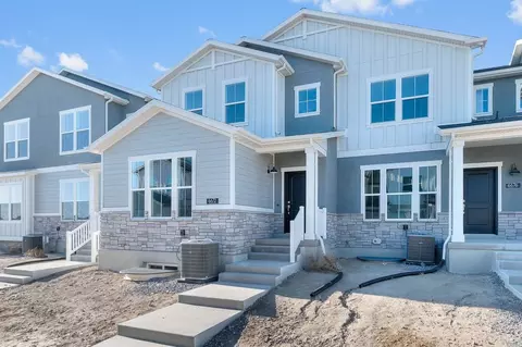 Exterior - 6685 N High Top, Eagle Mountain, UT 84005 photo 2 of 4
