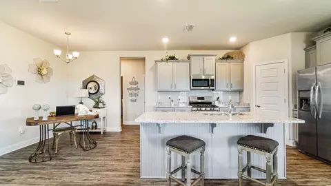 Kitchen - 1236 Provision Blvd, Mobile, AL 36608 photo 4 of 8