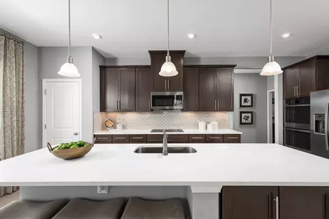 Kitchen - 5874 Piney Shrub Pl, Saint Cloud, FL 34771 photo 7 of 10