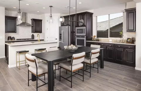 Kitchen - 1272 W Saddle Run, Apache Junction, AZ 85120 photo 3 of 4