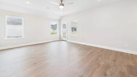 Living - 206 High Ridge Rd, Duson, LA 70529 photo 3 of 7