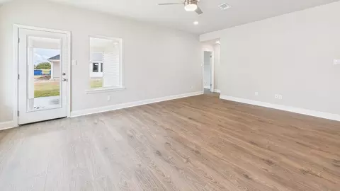 Living - 206 High Ridge Rd, Duson, LA 70529 photo 5 of 7