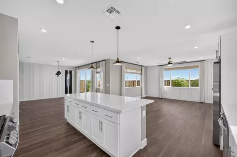 Entry Way - 2903 Penelope St, Tracy, CA 95377 photo 1 of 2