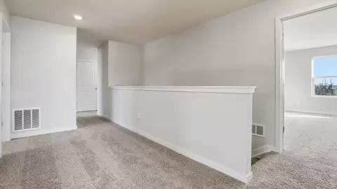Entry Way - 2100 Overlook Way, Newark, OH 43055 photo 3 of 5