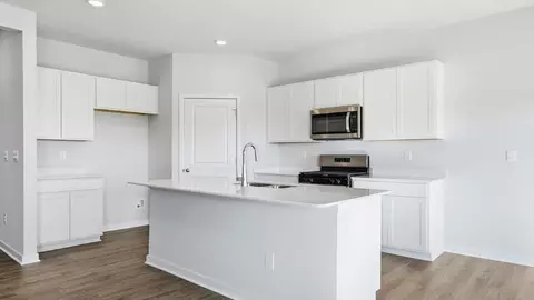 Kitchen - 2100 Overlook Way, Newark, OH 43055 photo 1 of 6