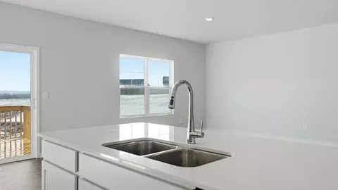 Kitchen - 2100 Overlook Way, Newark, OH 43055 photo 4 of 6
