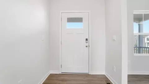 Entry Way - 2100 Overlook Way, Newark, OH 43055 photo 2 of 5