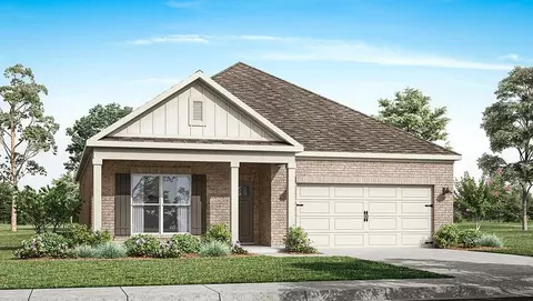 18 Clemmensen St, Wetumpka, AL 36093