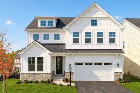 Exterior - 1406 Marcella St, Charlottesville, VA 22911 photo 4 of 23
