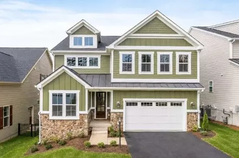 Exterior - 1406 Marcella St, Charlottesville, VA 22911 photo 5 of 23