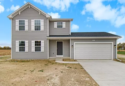 583 River Oaks Dr, Watervliet, MI 49098
