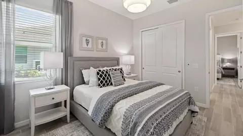 Bedroom - 17121 Jadestone Ct, Venice, FL 34293 photo 5 of 6