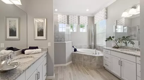 Bath - 17121 Jadestone Ct, Venice, FL 34293 photo 2 of 4