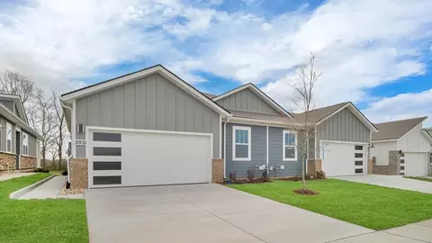 2173 Holmesburg Pvt Cir, Gallatin, TN 37066