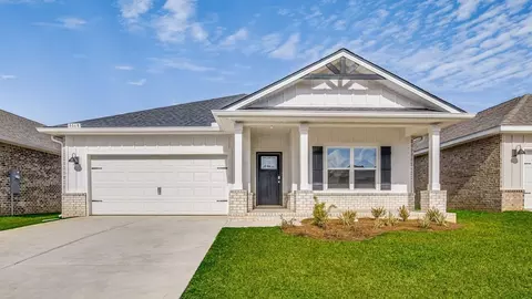 2800 Patriot Ridge Dr, Crestview, FL 32539