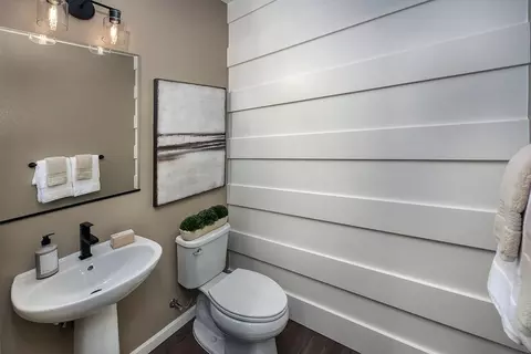 Bath - 100 Platform Way, Campbell, CA 95008 photo 1 of 1