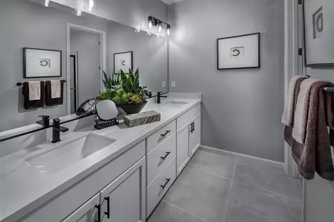 Bath - 100 Platform Way, Campbell, CA 95008 photo 1 of 1