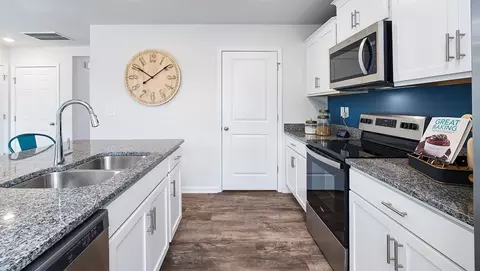 Kitchen - 1076 Secrest Commons Dr, Monroe, NC 28112 photo 2 of 6