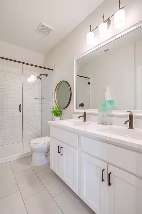 Bath - 2100 Baxter Rd, Celina, TX 75009 photo 7 of 20