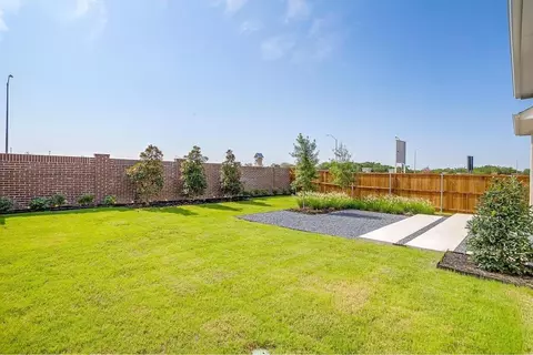 Exterior - 2100 Baxter Rd, Celina, TX 75009 photo 8 of 15