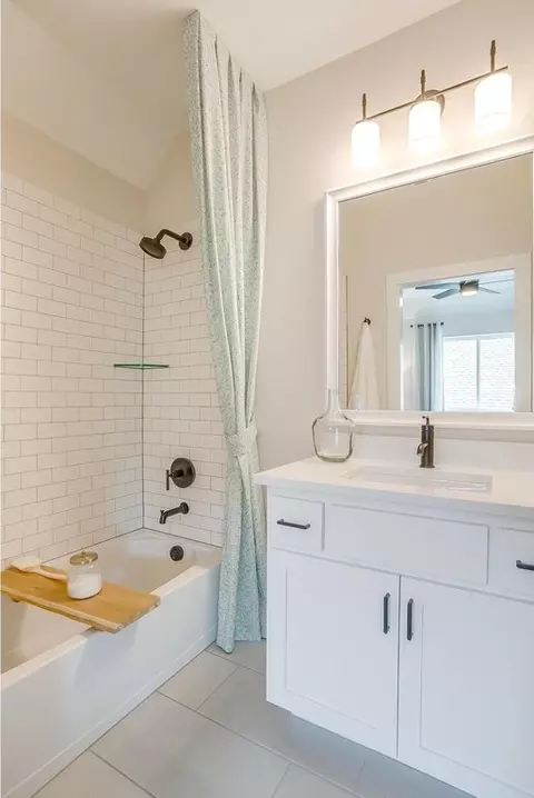 Bath - 2100 Baxter Rd, Celina, TX 75009 photo 9 of 20