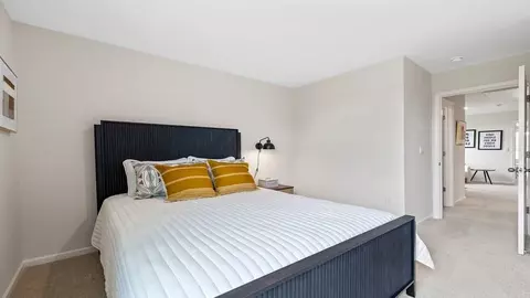 Bedroom - 2296 Springview Ct, Boiling Springs, SC 29316 photo 5 of 8