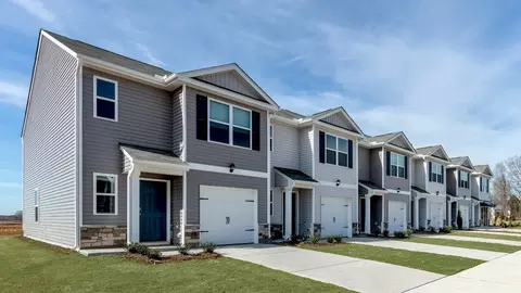 Exterior - 104 Holton St, Smithfield, NC 27577 photo 5 of 8