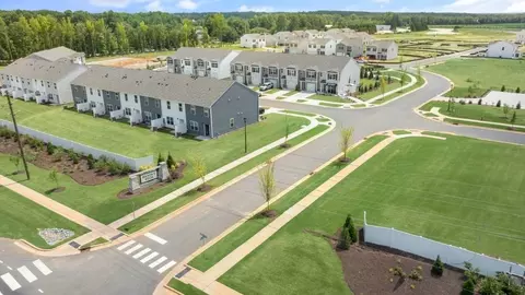 View/Area - 104 Holton St, Smithfield, NC 27577 photo 4 of 4