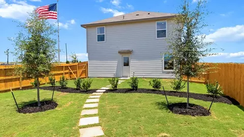 Exterior - 1412 Sequoia Park, Adkins, TX 78101 photo 3 of 3