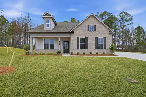 228 Flat Shoal Dr, Bonaire, GA 31005