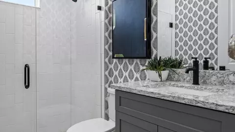 Bath - 1400 Bellagio Loop, Tavares, FL 32778 photo 3 of 6