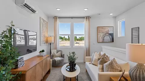 Living - 1055 Ginkgo Cir, Davis, CA 95618 photo 1 of 3