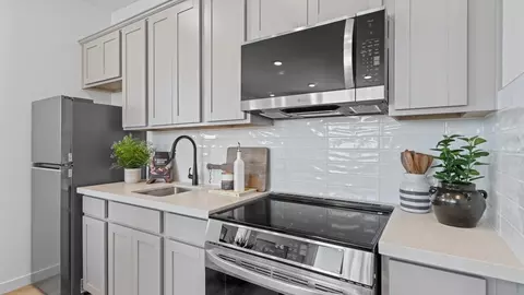 Kitchen - 1055 Ginkgo Cir, Davis, CA 95618 photo 5 of 5