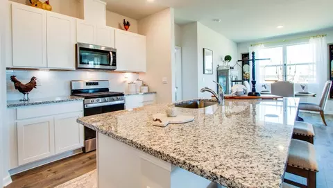 Kitchen - 7610 Anglebrook Rd S, Mobile, AL 36695 photo 3 of 4
