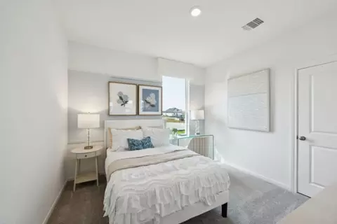 Bedroom - 207 Ruby Ford Dr, Cove, TX 77523 photo 3 of 11