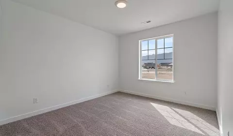 Bedroom - 5394 N Saddle Stone Dr, Eagle Mountain, UT 84005 photo 3 of 13