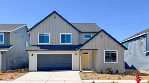 63205 Carly Ln, Bend, OR 97701