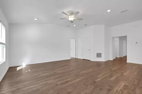 Living - 457 Cordova Palms Pkwy, Saint Augustine, FL 32095 photo 2 of 4